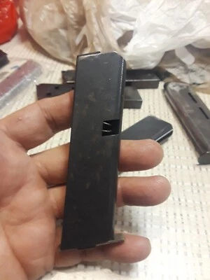 Cargador Sterling Original de Fábrica Modelo 400 380 ACP 8 Redondo Acabado Azulado .380 Foto 1 de 4