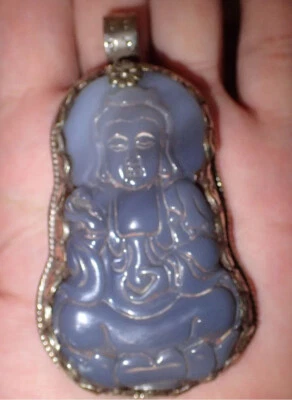 Colgante Diosa Quan-yin Tallada Calcedonia ¡Hermoso! Foto 1 de 4