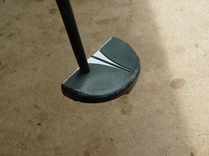 Nike 2010 IC 8 Mallet Putter RH 35 1/2" - Picture 1 of 8