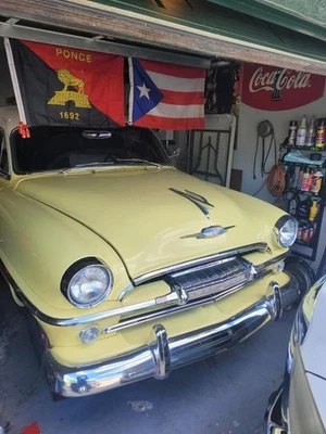 Plymouth Belvedere 1954  Foto 1 de 4