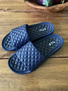 APL Midnight Blue Lusso Quilted Leather Slide Sandal Women's Sz 10 - Picture 1 of 9