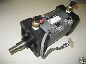CILINDRO PNEUMATICO SMC CON 3EA. "SENSORI # NCDA1B400 CORSA: 4.0"" FORO: 4.0" - Foto 1 di 8