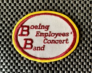 BOEING EMPLOYEES CONCERT BAND EMBROIDERED SEW ON PATCH AVIATION 3 3/4" x 3" NOS - Imagen 1 de 2