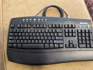 Microsoft Internet Keyboard X800148-001 Black Multimedia Keys - Picture 1 of 5