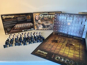 Stratego The Lord of the Rings Trilogy Edition Board Game 42040 - Picture 1 of 7