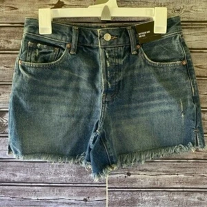 Express Women's Boyfriend Midi Mid-Rise Button-Fly Jean Shorts Size 2 Blue NWT - Picture 1 of 8
