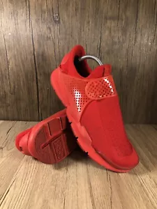 Nike Sock Dart Triple Red Sneaker UK Größe 8 Freizeit leicht EUR 42,5 US 9 - Bild 1 von 13