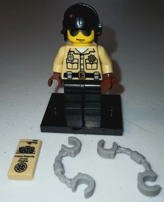 Lego Traffic Cop 8684 Collectible Series 2 Minifigures - Image 1 of 2