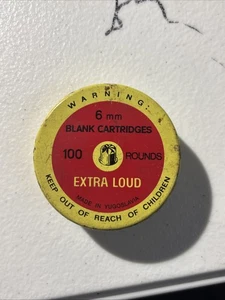 alter kleiner Blechbehälter mit 6mm Blanko Kartriden 100 Schuss extra laut, hergestellt - Bild 1 von 4