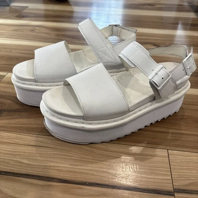 Sandalia de cuña Dr. Doc Martens Voss Quad blanca gruesa plataforma Reino Unido 9 / EE. UU. Mujeres 11 Foto 1 de 4