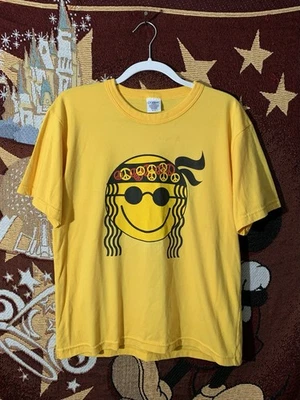 Camiseta De Colección Oceanic Hippie Cara Smiley Bandana Gráfica Talla Mediana Amarilla  Foto 1 de 4