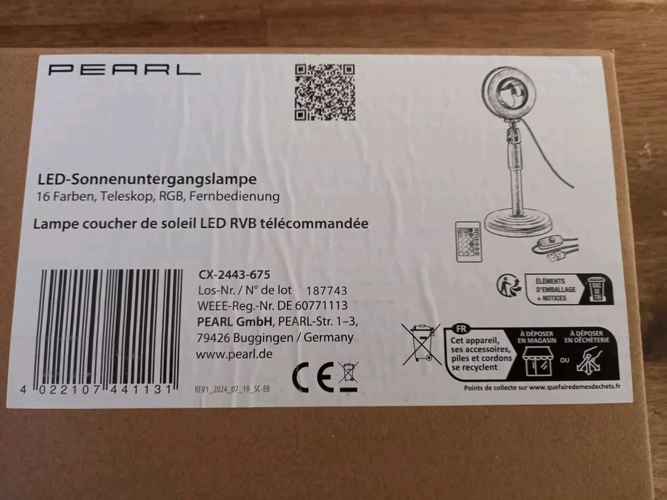 PEARL RGB-LED-Sonnenuntergangsleuchte, 16 Farben, Teleskop, Fernbedienung - Bild 1 von 1