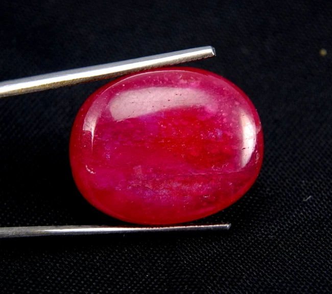 Shola Genuine 35.07 Ct Natural Red Ruby GIANT from Madagascar - Image 1 of 2