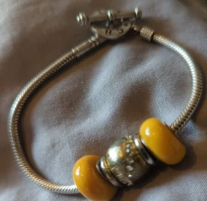 ALLE Chamilia Knebel Armband mit 2 CHAMILIA Gelbgold Perlen & SPACER Menge 4 Stck. - Bild 1 von 2