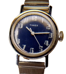 READY 2 wear WOMEN'S Blue DIAL vintage 1976 winding TIMEX watch 25mm - Picture 1 of 4