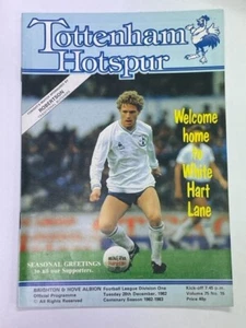 1982/83 TOTTENHAM HOTSPUR V BRIGHTON & HOVE ALBION 28-12-1982 DIVISION 1 - Picture 1 of 1
