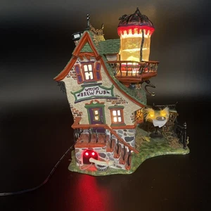 Department 56 Halloween Witchs Brew Pub Rentner Spooky Village beleuchtetes Gebäude - Bild 1 von 24
