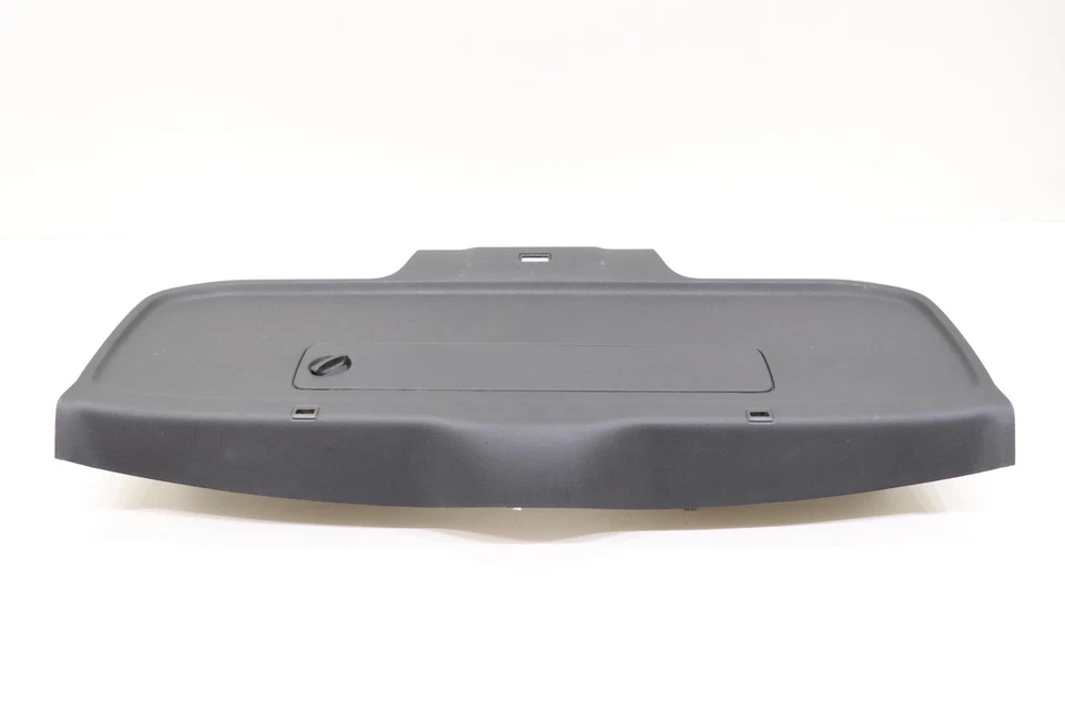 Volvo XC60 2018-2025 puerta levadiza trasera moldura inferior panel de cubierta OEM 31440632 Foto 1 de 4