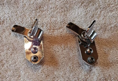 MG MGB GT Asiento Trasero PESTILLOS CROMADOS Original  Foto 1 de 4