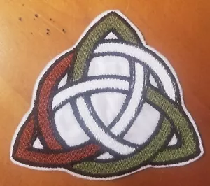 Celtic Knot - Iron On/Sew On Patch 10238 - Picture 1 of 1