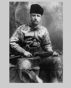 Theodore Teddy Roosevelt Foto Jagd 1885 New York Messer Gewehr Anzug - Bild 1 von 2