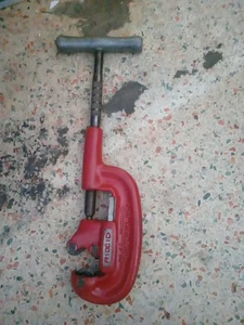 RIGID 2A Heavy Duty No. 1-2 Pipe Cutter Tool 1/8 in To 2” - Picture 1 of 8