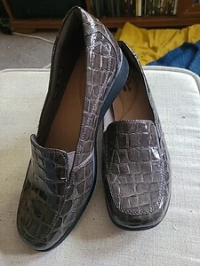 Clarks Gael Angora Loafer Womens Sz 10 M Brown Croc Print Slip On Shoe 26102167 - Picture 1 of 5
