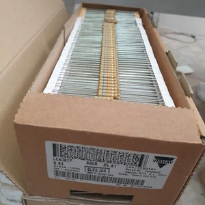 VS DRALORIC LCA0617 680R 0.7W 600V CARBON RESISTORS- EQUAL PIHER QUALITY! 25PCS - Picture 1 of 2