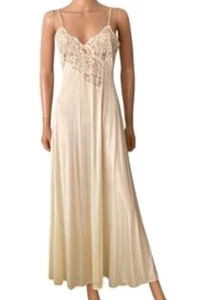 NWT Vtg 70s Lily Of France Medium Beige Nylon/Lace Lingerie Slip USA Union Made - Picture 1 of 11