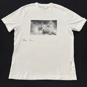 On Running Shirt Mens Large White Swiss Engineering Cloud Graphic Tee Athletic - Picture 1 of 12