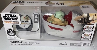 Controle de rádio Star Wars The Mandalorian Grogu and Hover Pram novo  - Imagem 1 de 4