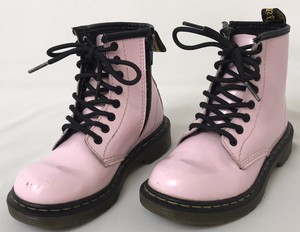Las mejores ofertas en La patente de niña Dr. Martens Botas De Cuero | eBay
