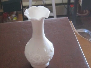 Imperial Glass Bud Vase with Embossed Roses 6 1/2" Tall - Picture 1 of 3
