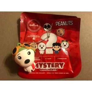 Hallmark Peanuts Mystery Ornament - Bild 1 von 1