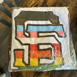 SF GIANTS PRIDE DAY PULLOVER HOODIE SWEATSHIRT SIZE XL - Picture 1 of 2