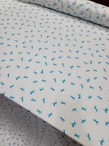 CHIFFON BIANCO PREMIUM PER ABITO DRAPPEGGIO TESSUTO ABBIGLIAMENTO 58-60" CON CAVALLI BLU - Foto 1 di 1