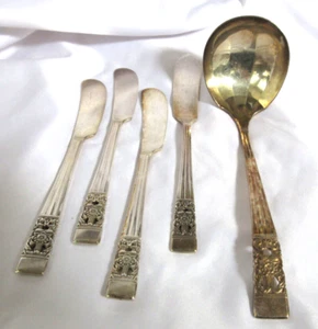 Oneida Community Plate 5 Piece (4 Butter Knife & Ladle) Coronation Silver Plate - Picture 1 of 5