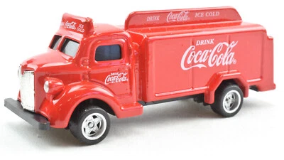 Motor City Classics Coca-Cola Coke 1947 Bottle Truck 1:87 Diecast Truck 440537 - Image 1 of 3
