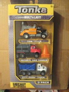 Tonka Diecast City Defenders 3er Pack Abschleppwagen, Erdgastanker & Muldenkipper - Bild 1 von 5