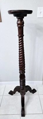 Высокая пьедестальная подставка Torchère середины века из красного дерева - Изображение 1 из 4