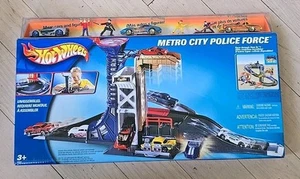 2003 Hot Wheels Metro City Police Force Set, brandneu, versiegelt - Bild 1 von 6