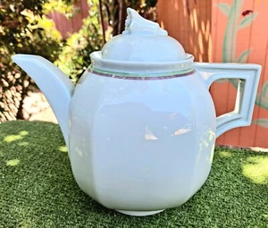 Vintage Coquet Limoges France Tea pot FORME LOTUS 'Filets Cloisonnes' With Lid - Picture 1 of 10