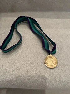 HARRAH'S LAS VEGAS SLOT WINNER MEDALLION W/ RIBBON 'HARRAH'S SLOTS PAID ME LOTS" - Picture 1 of 9