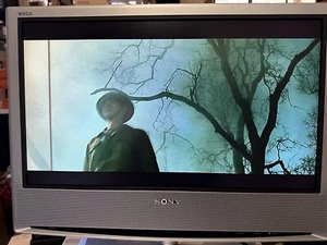 VINTAGE Sony WEGA Gate KLV-S23A10 23 Inch LCD Color TV PC & Gaming - See Descrip - Picture 1 of 8