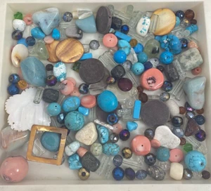 Mixed Lot ~ 20 oz bag of Various Colors Shapes Size Loose Beads BR3 - Picture 1 of 5