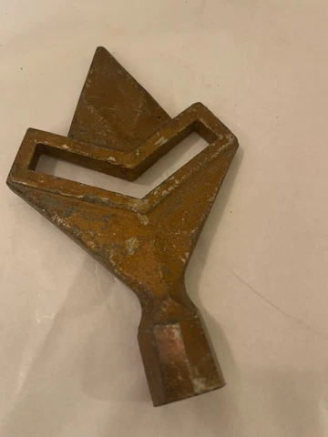 Vintage Finial Flag Pole Topper ~ Cast Iron 3/4" Female Connector Screw On Cover