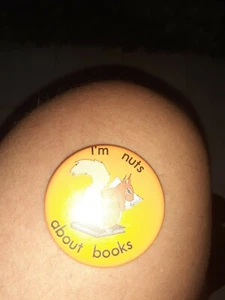 Insignia vintage I m Nuts about books - Imagen 1 de 2