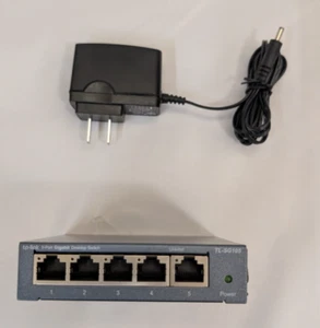 TP-Link TL-SG105 – 5-Port Gigabit Ethernet Switch | Unmanaged Desktop Hub - Bild 1 von 4