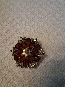 Brooch-Vintage Costume Brown, Amber, & Clear Rhinestones On A Gold Tone Setting - Bild 1 von 5