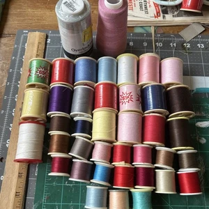 Thread Sewing Lot - Picture 1 of 8